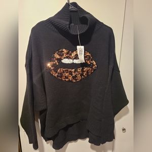 ✨Torrid bat wing knit turtle neck baggy fit sweater with glitter leopard lips 💋